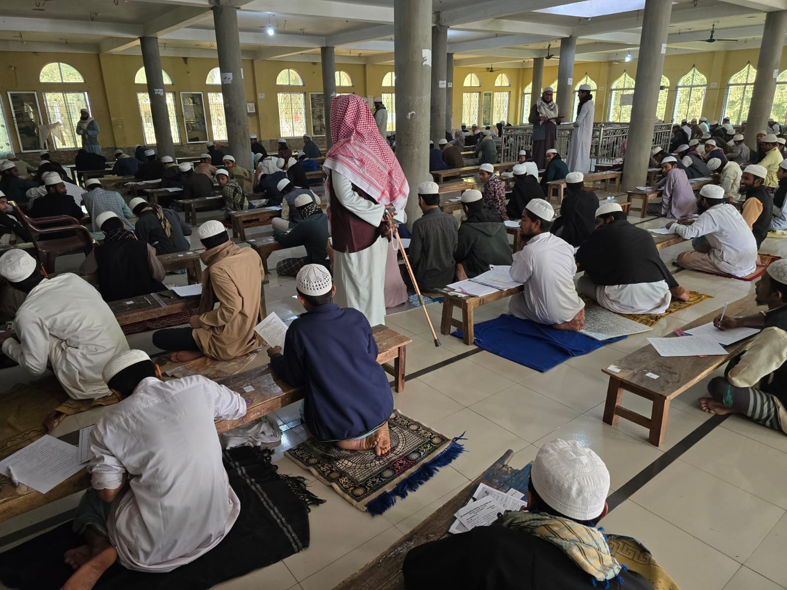 পরীক্ষার হল