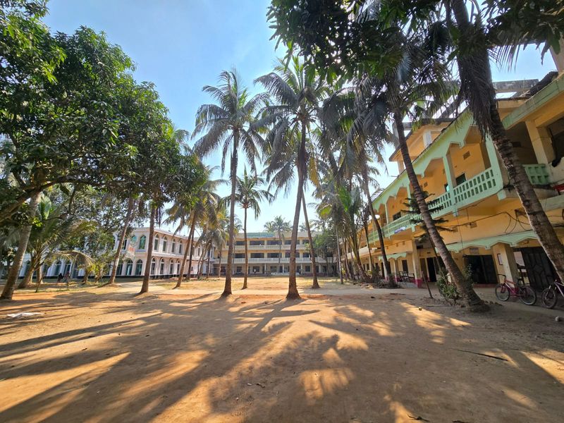 জামিয়ার পরিচিতি